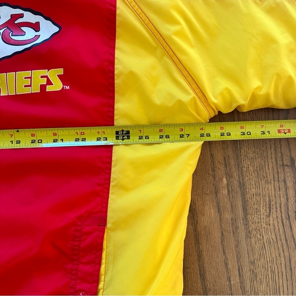 Vintage 90s Kansas City Chiefs Puffer Coat Jacket Pro Line XL Red, Yellow - Picture 14 of 15